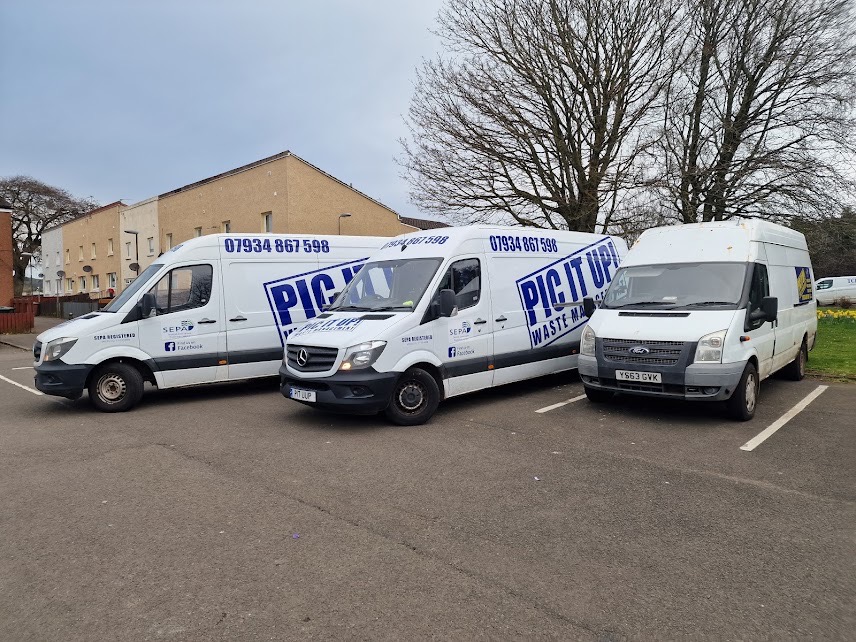 Pic It Up Van Services fleet in Livingston